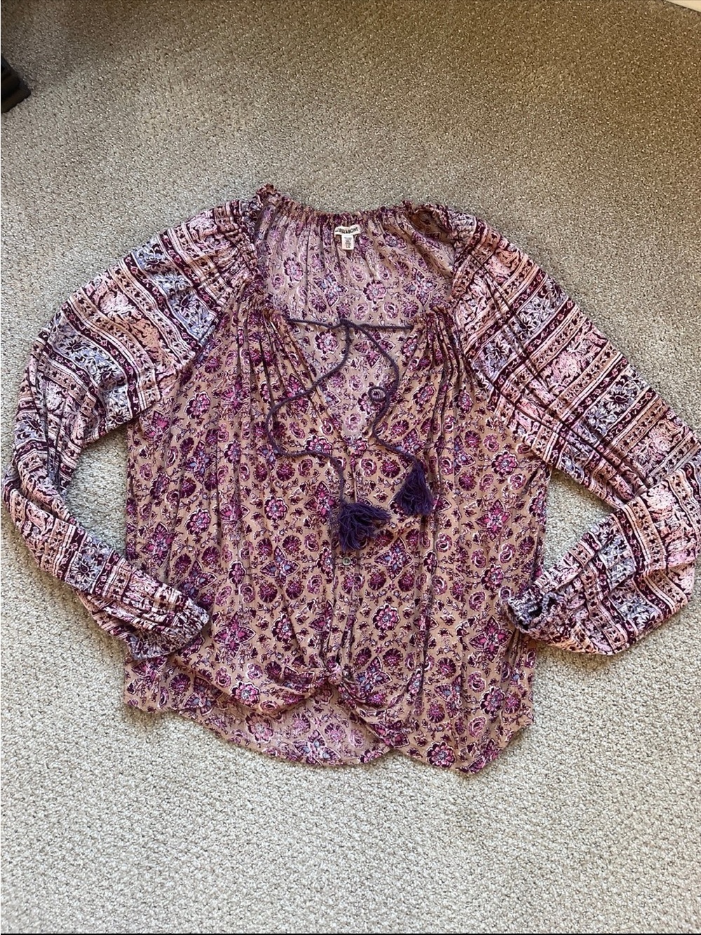 Billabong Lavender and Pink Floral Peasant Blouse